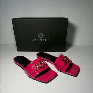 Versace Pink Patent Slides 36 Medusa Sandals Fucshia Flat Designer Slip On